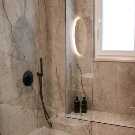 Fara - Quiet & Elegant In Apartamento Bari